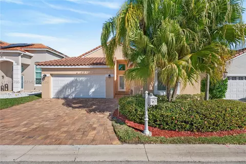 391 Bermuda Springs Dr, Weston, FL 33326