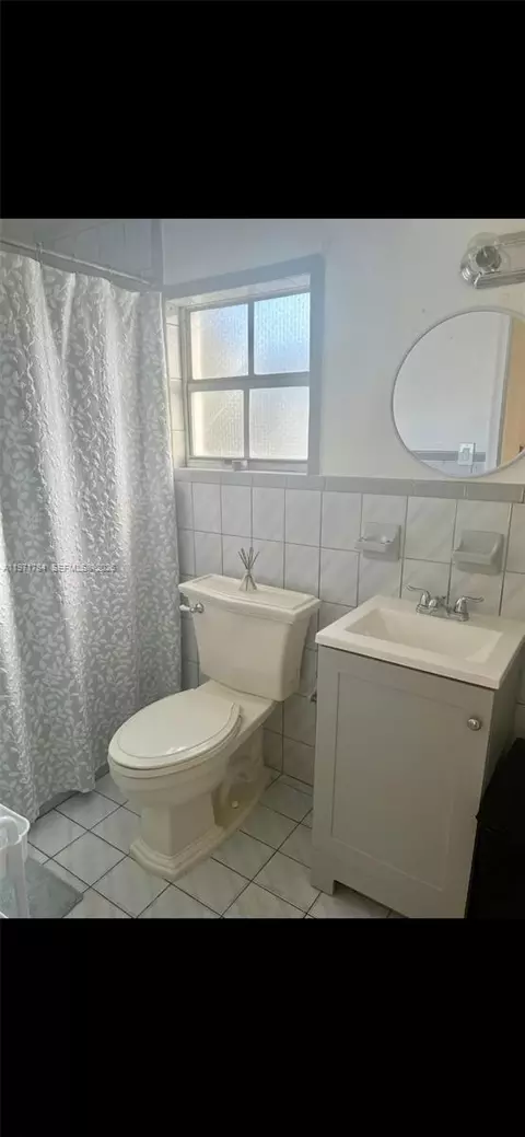 Bath - 1341 E 8th Ave, Hialeah, FL 33010 photo 6 of 7