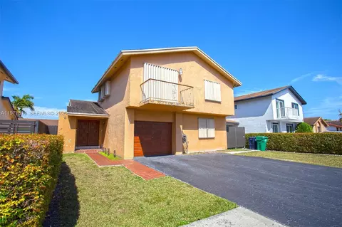 11535 SW 32nd Ln, Miami, FL 33165