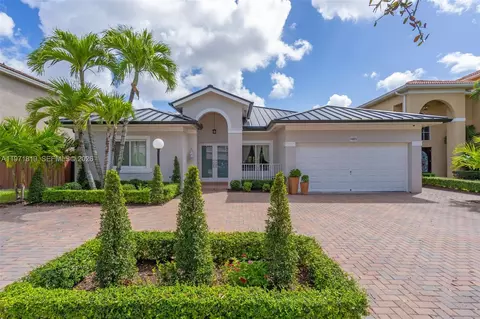 14023 SW 132nd Ave, Miami, FL 33186