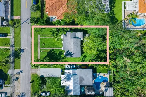 10821 NE 5th Ave, Miami, FL 33161