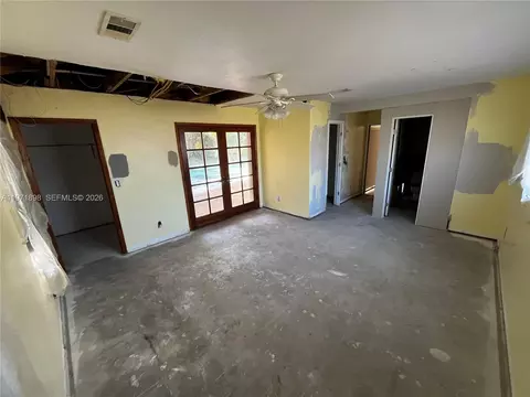 Bedroom - 325 SW Manor Dr, Stuart, FL 34994 photo 3 of 4
