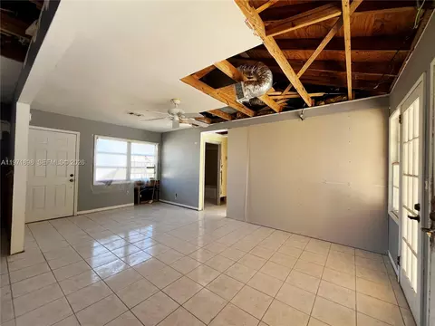 Living - 325 SW Manor Dr, Stuart, FL 34994 photo 3 of 3