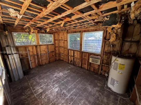 Other - 325 SW Manor Dr, Stuart, FL 34994 photo 1 of 5