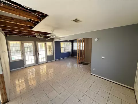 Living - 325 SW Manor Dr, Stuart, FL 34994 photo 2 of 3