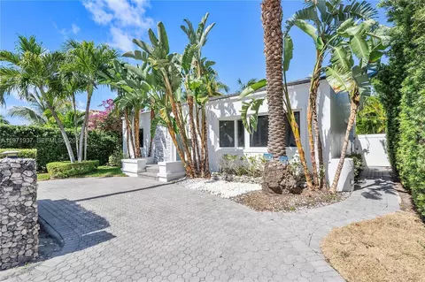 Exterior - 8934 Harding Ave, Surfside, FL 33154 photo 2 of 7