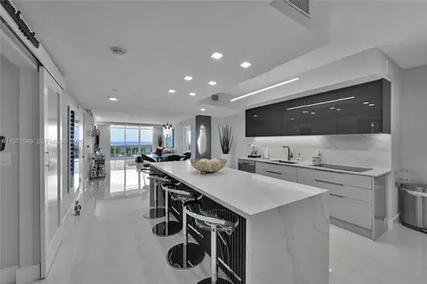 1800 S Ocean Dr #803, Hallandale Beach, FL 33009