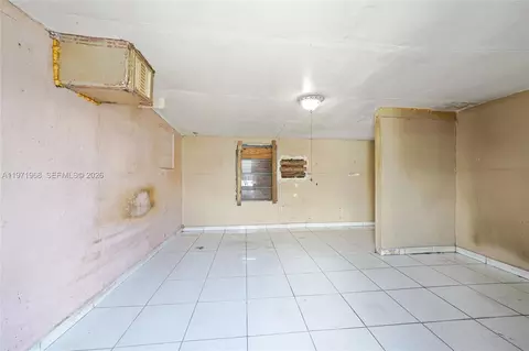 Other - 840 E 17th St, Hialeah, FL 33010 photo 4 of 6