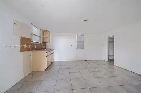 Other - 840 E 17th St, Hialeah, FL 33010 photo 3 of 6