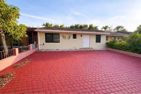 12924 SW 45th Ter, Miami, FL 33175