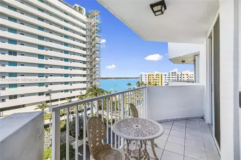 7933 West Dr #819, North Bay Village, FL 33141