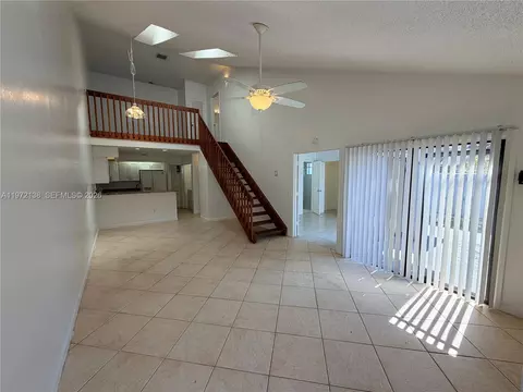 1818 Racquet Ct, North Lauderdale, FL 33068