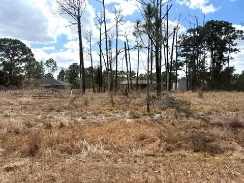 245 Moon River Ave, Sebring, FL 33852