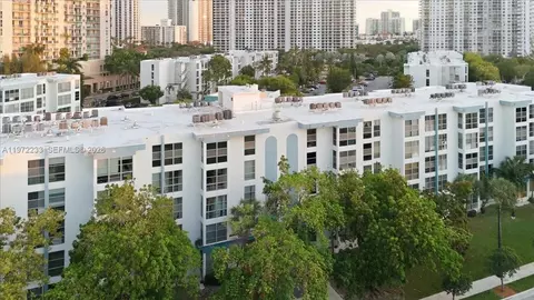 200 177th Dr #409, Sunny Isles Beach, FL 33160