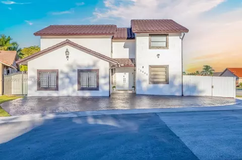 15445 SW 57th St, Miami, FL 33193