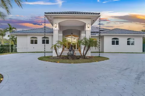 135 SW 125th Ave, Miami, FL 33184