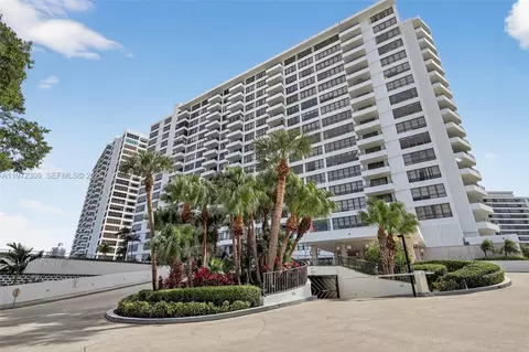 600 Three Islands Blvd #1101, Hallandale Beach, FL 33009