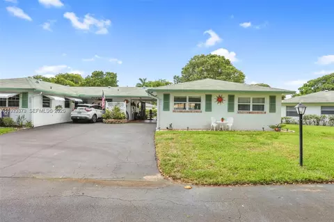 841 Meadowlark Ln, Delray Beach, FL 33445