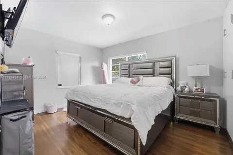Bedroom - 511 E 27th St, Hialeah, FL 33013 photo 1 of 6