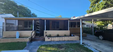 14901492 NW 38th St, Miami, FL 33142