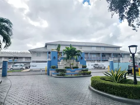 8360 NW 103rd St #204E, Hialeah Gardens, FL 33016