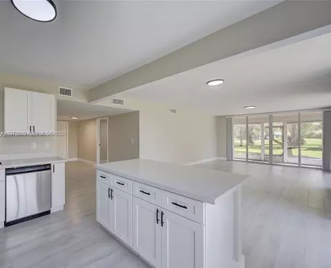 7582 NW 86th Ter #104, Tamarac, FL 33321