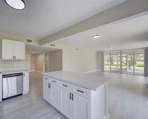 7582 NW 86th Ter #104, Tamarac, FL 33321