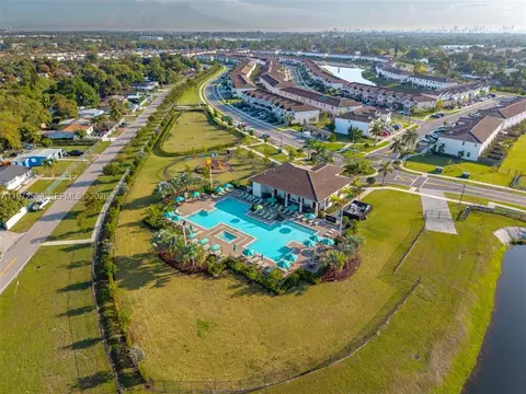 View/Area - 12245 NW 24th Pl, Miami, FL 33167 photo 3 of 10