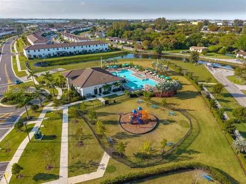 View/Area - 12245 NW 24th Pl, Miami, FL 33167 photo 6 of 10