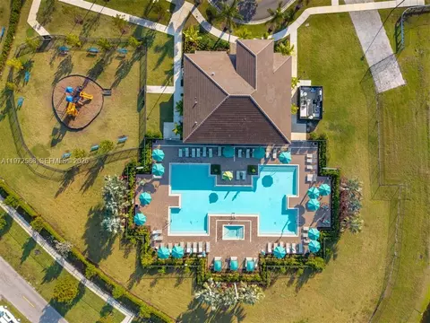 View/Area - 12245 NW 24th Pl, Miami, FL 33167 photo 5 of 10