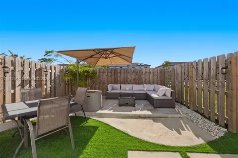 Exterior - 12245 NW 24th Pl, Miami, FL 33167 photo 2 of 2
