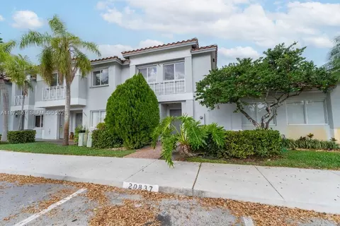20839 NW 4th St, Pembroke Pines, FL 33029