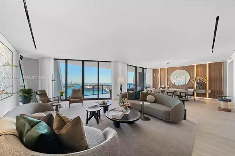 1000 Biscayne Blvd #3201, Miami, FL 33132