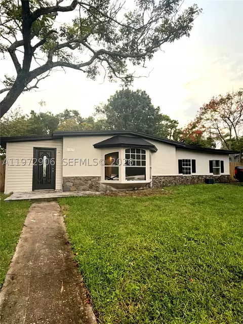 1467 Renton St, Deltona, FL 32725