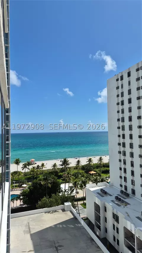 2655 Collins Ave #1404, Miami Beach, FL 33140