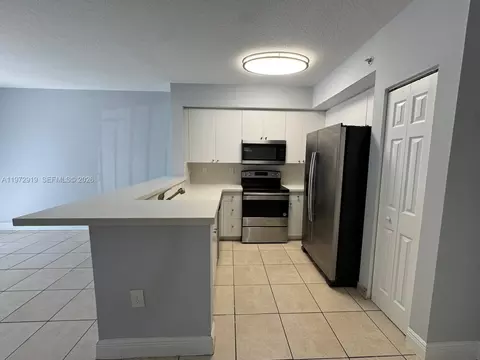 11050 SW 196th St #109, Cutler Bay, FL 33157