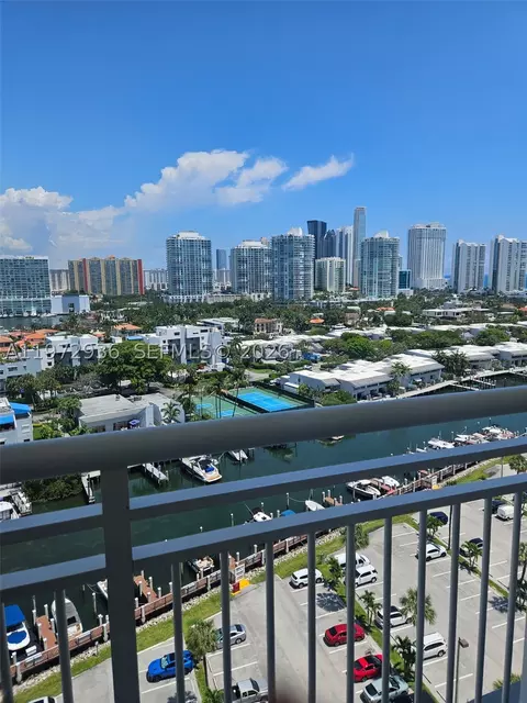 400 Kings Point Dr #1624, Sunny Isles Beach, FL 33160