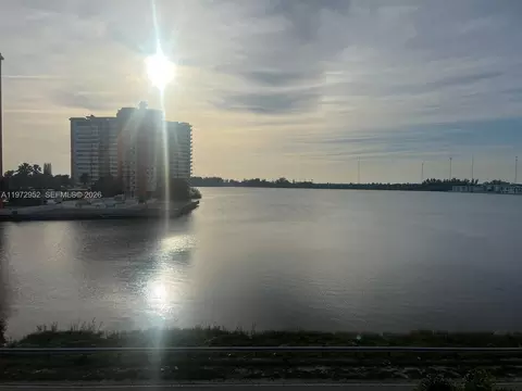 18601 NE 14th Ave #411, Miami, FL 33179