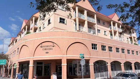 199 SW 12th Ave #415B, Miami, FL 33130