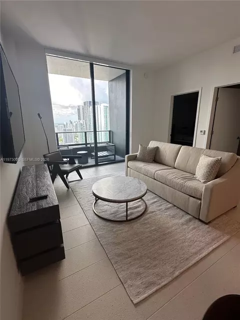 159 NE 6th St #4811, Miami, FL 33132