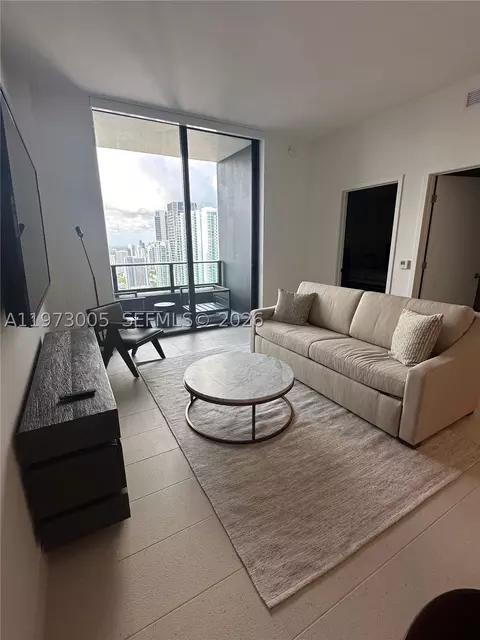 159 NE 6th St #4811, Miami, FL 33132