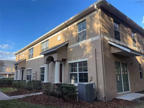 360 Carina Cir, Sanford, FL 32773