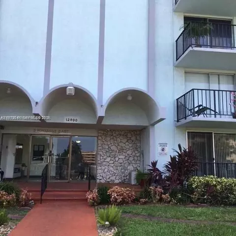 12500 NE 15 Ave #207, North Miami, FL 33161