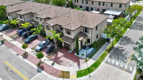 View/Area - 3494 W 106th Ter, Hialeah, FL 33018 photo 3 of 12