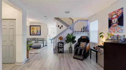 Entry Way - 3494 W 106th Ter, Hialeah, FL 33018 photo 2 of 6