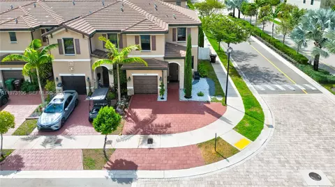 View/Area - 3494 W 106th Ter, Hialeah, FL 33018 photo 5 of 12
