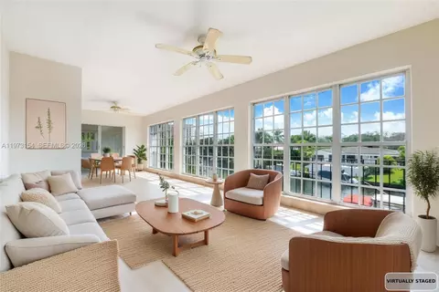 1265 S Alhambra Cir #B, Coral Gables, FL 33146