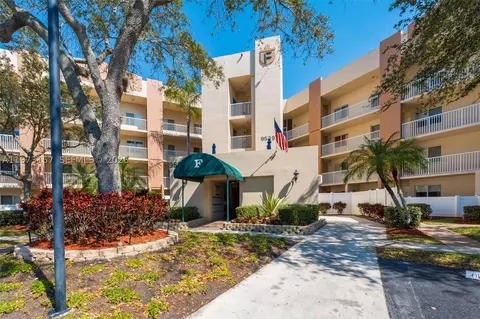 9539 Weldon Cir #F214, Tamarac, FL 33321
