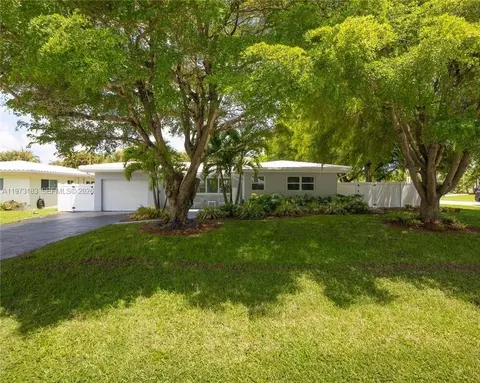 1791 NE 46th St, Oakland Park, FL 33334