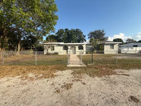 1855 NW 121st St, Miami, FL 33167